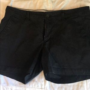Old Navy black shorts